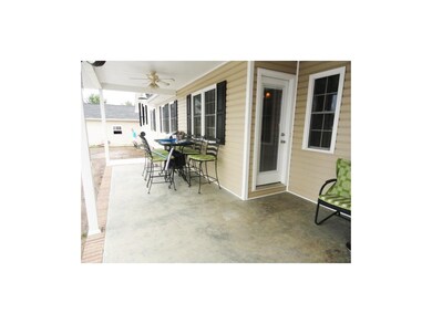 COVERED PATIO VIEW 2