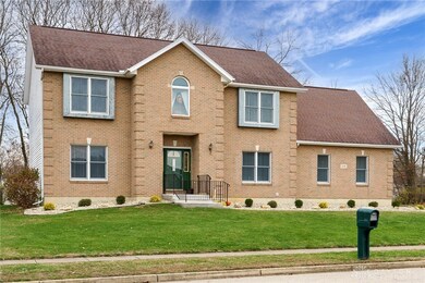 518 Greensward Dr, Tipp City, OH 45371 - photo 4