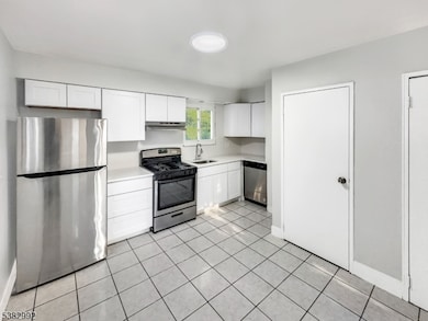 260 Everett Rd, Parsippany, NJ 07054 - photo 6