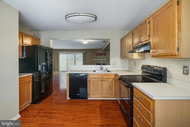 110 Brent Ct, West Deptford, NJ 08086 - photo 5
