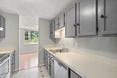 7 Patrick Rd unit 7, Tewksbury, MA 01876 - photo 4