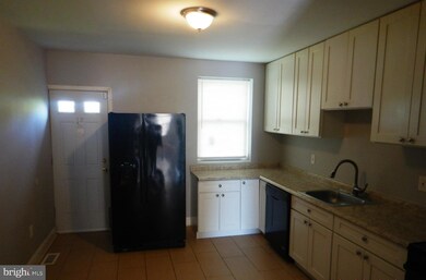 1812 Laurens St, Baltimore, MD 21217 - photo 5
