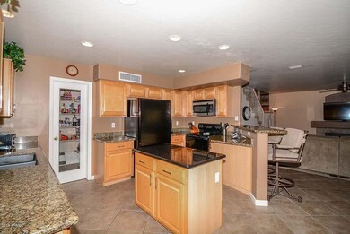 Kitchen2