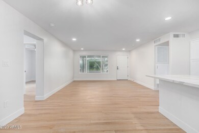 4815 W Palm Ln, Phoenix, AZ 85035 - photo 4