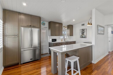 124 Field Ave E, Venice, FL 34285 - photo 6