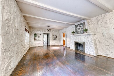 19002 Scenic Loop Rd, Helotes, TX 78023 - photo 5