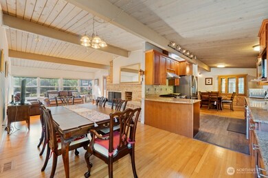 4026 Island Crest Way, Mercer Island, WA 98040 - photo 7