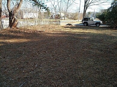 641 Middlebridge Rd, Wakefield, RI 02879 - photo 6