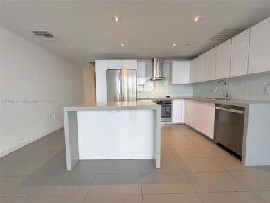 CANVAS unit 3216, Miami, FL 33132 - photo 4