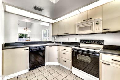 950FVanessaCt_7872_HDR a