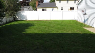 1054 Castlebar Dr, North Tonawanda, NY 14120 - photo 4