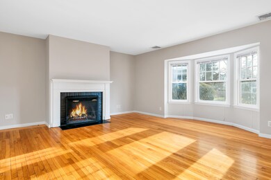 36 Lincoln Ave, Old Greenwich, CT 06870 - photo 6