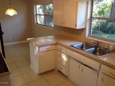 500 Vaughn St, Titusville, FL 32796 - photo 4