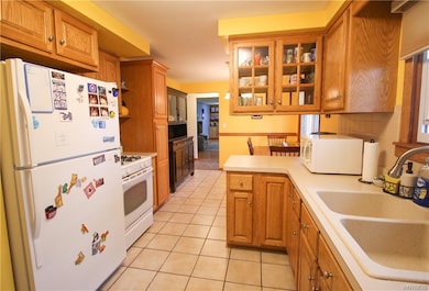 364 Oakdale Dr, North Tonawanda, NY 14120 - photo 6