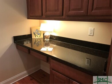 Kitchen, more storage space and Chefs desk