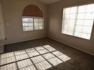 6LivingRoom