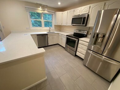 1047 Washington St unit 2, West Newton, MA 02465 - photo 4