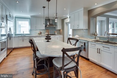 902 Lincoln Ave, Falls Church, VA 22046 - photo 5