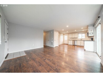 306 Christopher Ct, Molalla, OR 97038 - photo 4