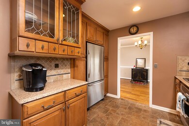 628 Tanglewood Dr, Sykesville, MD 21784 - photo 6