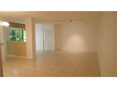 unlisted-address, Miami, FL 33180 - photo 4