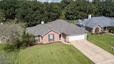 220 Dustin Circle-1
