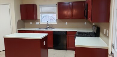 28907 Fox Run Blvd, Spring, TX 77386 - photo 4