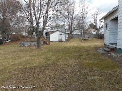 1321 Winton St, Archbald, PA 18403 - photo 2