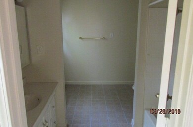 1536 Engle Dr unit E-24, Macon, GA 31211 - photo 7