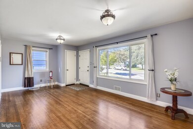 6317 Tuckerman St, Riverdale, MD 20737 - photo 6