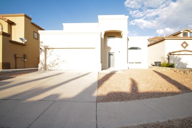 304 Warren Belin Dr, El Paso, TX 79928 - photo 2