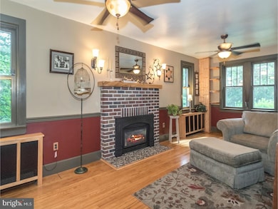 3103 Goezel Rd unit 44, Perkiomenville, PA 18074 - photo 3