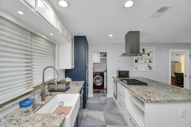 3722 Yellowstone Blvd, Houston, TX 77021 - photo 2