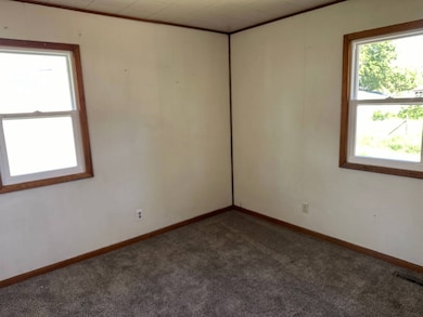 706 W H St, Ogallala, NE 69153 - photo 5