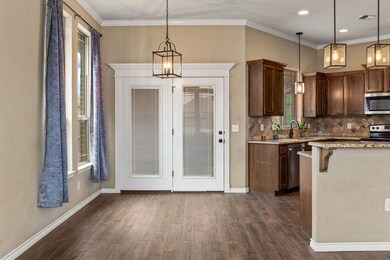 226 NW Granite Ave, Cache, OK 73527 - photo 7