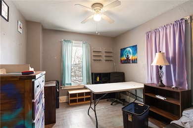 1228 Washington St, Farrell, PA 16121 - photo 5