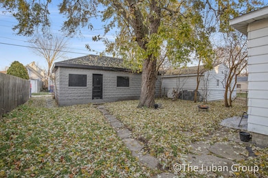 1140 Fremont Ave NW, Grand Rapids, MI 49504 - photo 5