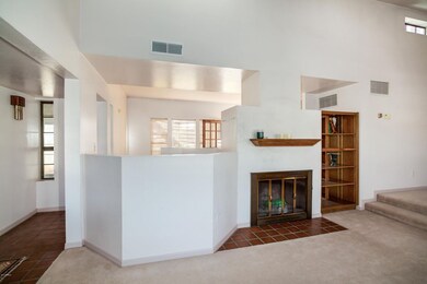 007_Living Room To Family