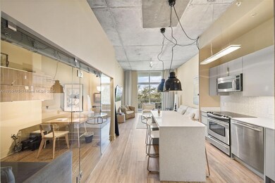 The Meridian Condo unit 424, Miami Beach, FL 33139 - photo 6