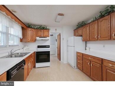 421 Lock Ave, Gibbstown, NJ 08027 - photo 7