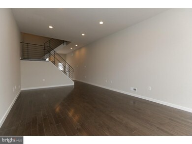 2214 Reed St, Philadelphia, PA 19146 - photo 4