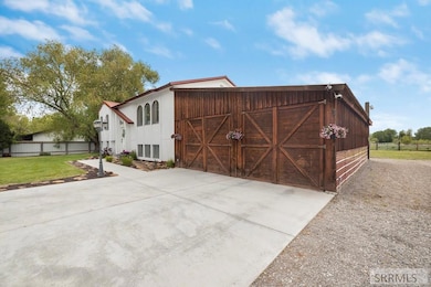 Two Car Garage