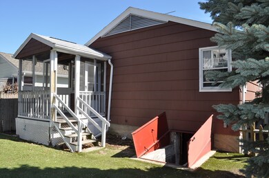 81 Princeton Ave, Waltham, MA 02451 - photo 4