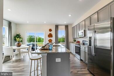 275 Sandy Bottom Cir, Ranson, WV 25438 - photo 3