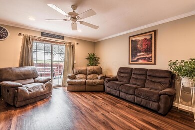 5634 Barney Ln 010 LR