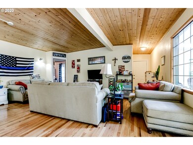 95228 Marcola Rd, Marcola, OR 97454 - photo 6