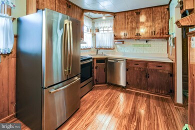 1346 Midland Rd, Conshohocken, PA 19428 - photo 7