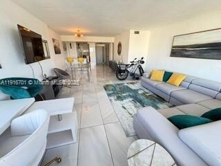 Hollywood Towers unit 401, Hollywood, FL 33019 - photo 2