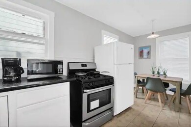 1135 Woodland St unit B, Houston, TX 77009 - photo 7