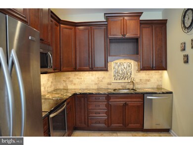 3305 Hemmingway Dr, North Wales, PA 19454 - photo 5